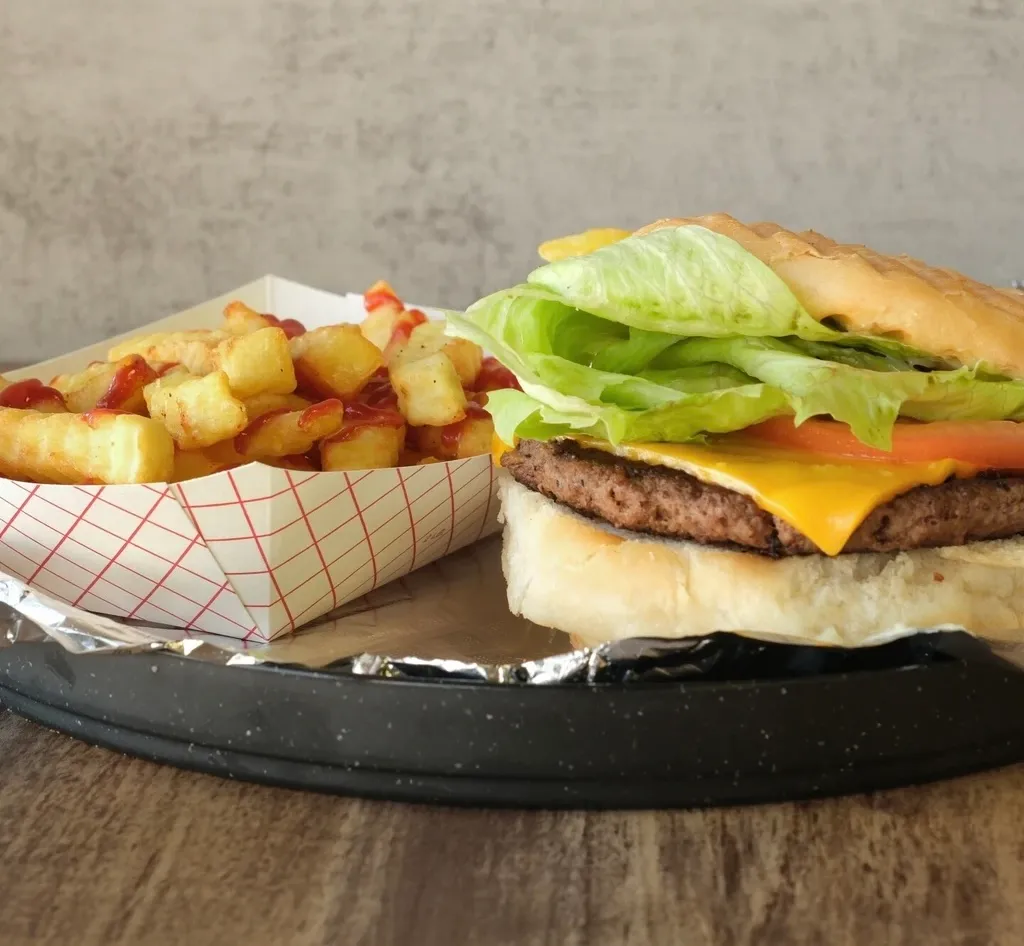 Burgers on The Bun